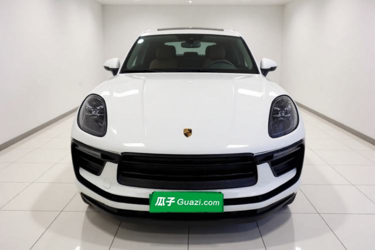 Used Porsche Macan 2023 Macan 2.0T Front