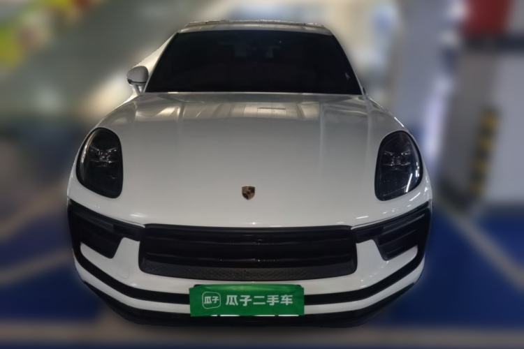 Used Porsche Macan 2023 Macan 2.0T Front