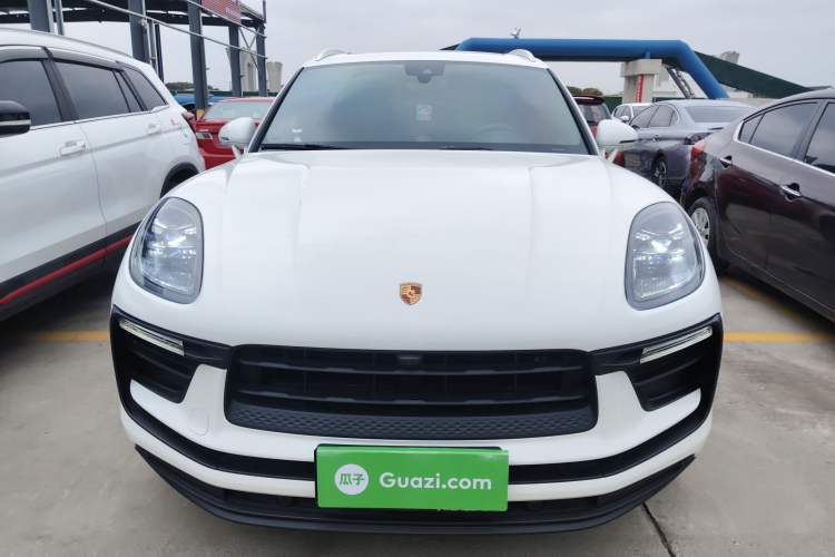Used Porsche Macan 2023 Macan 2.0T Front