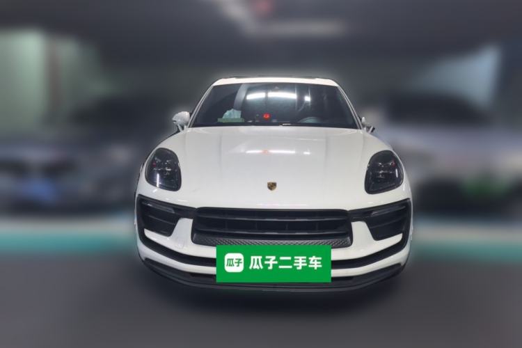 Used Porsche Macan 2023 Macan 2.0T Front