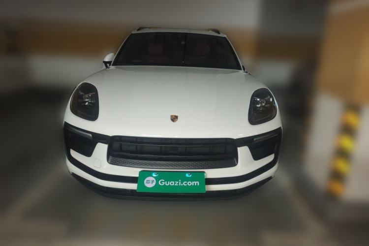 Used Porsche Macan 2023 Macan 2.0T Front