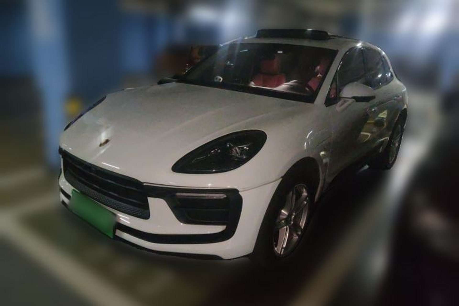 Used Porsche Macan 2023 Macan 2.0T Front Left 45 Deg