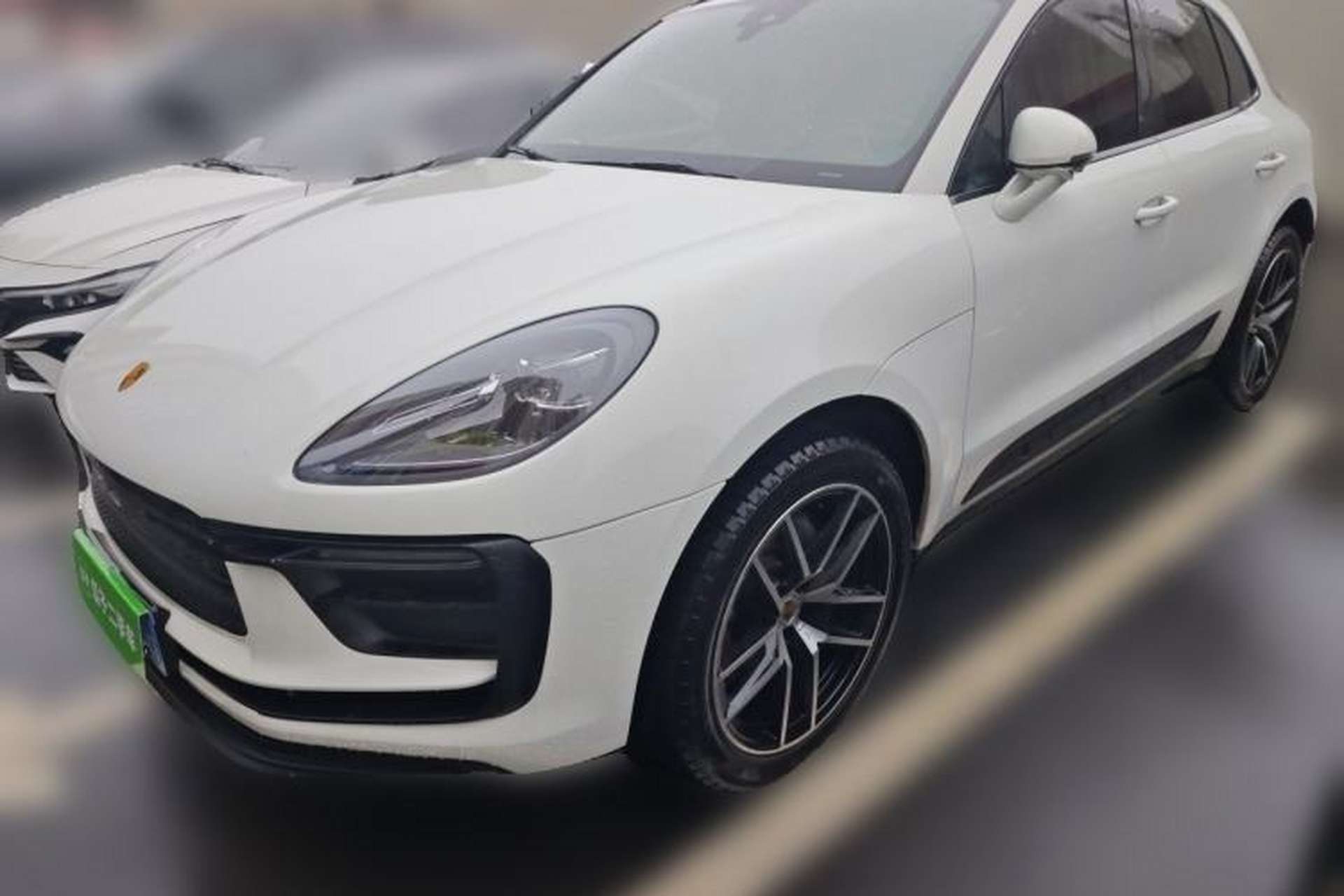 Used Porsche Macan 2023 Macan T 2.0T Front Left 45 Deg