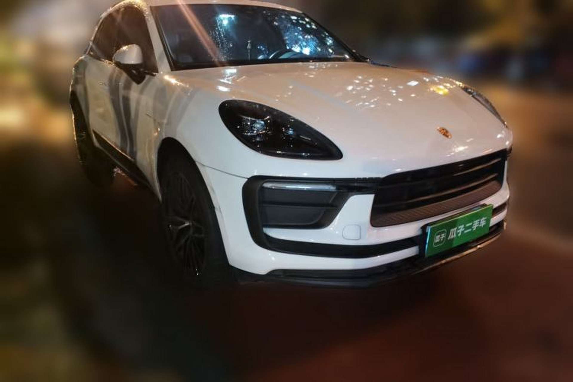 Used Porsche Macan 2023 Macan 2.0T Front Right 45 Deg