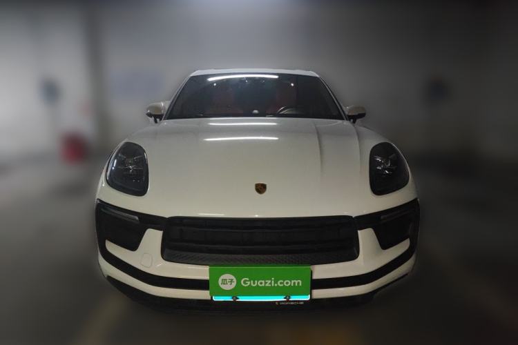 Used Porsche Macan 2023 Macan 2.0T Front