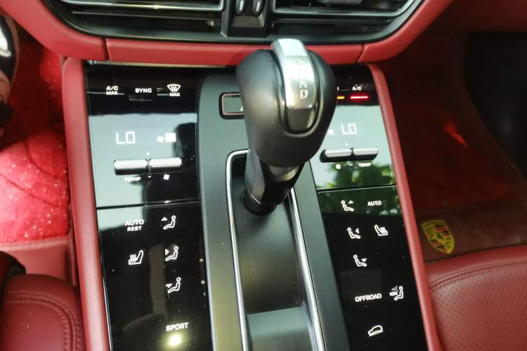 Used Porsche Macan 2023 Macan T 2.0T Gear Lever