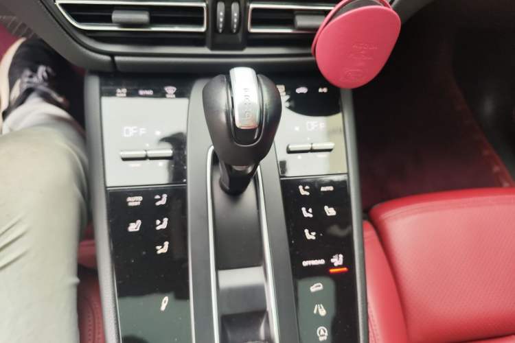 Used Porsche Macan 2023 Macan T 2.0T Gear Lever