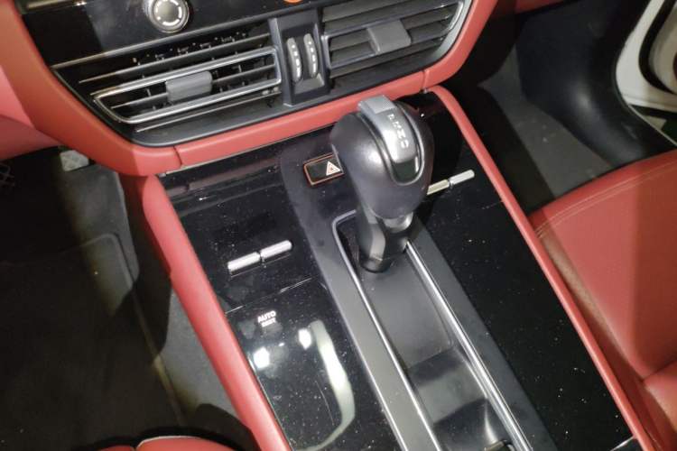 Used Porsche Macan 2023 Macan 2.0T Gear Lever