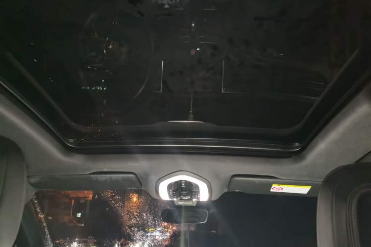Used Porsche Macan 2023 Macan 2.0T Headliner