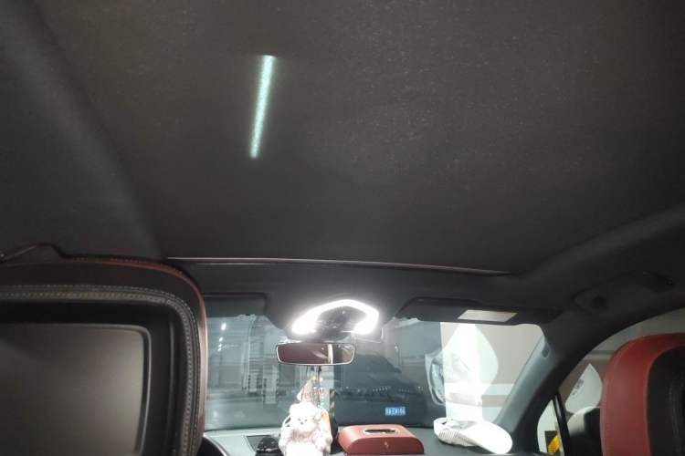 Used Porsche Macan 2023 Macan T 2.0T Headliner