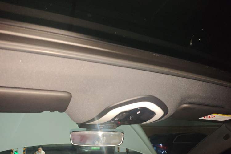 Used Porsche Macan 2023 Macan 2.0T Headliner