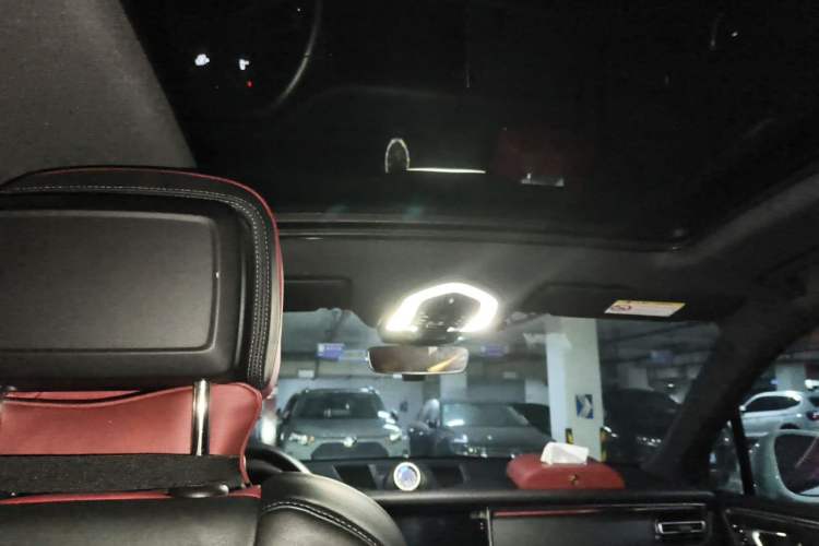 Used Porsche Macan 2023 Macan 2.0T Headliner