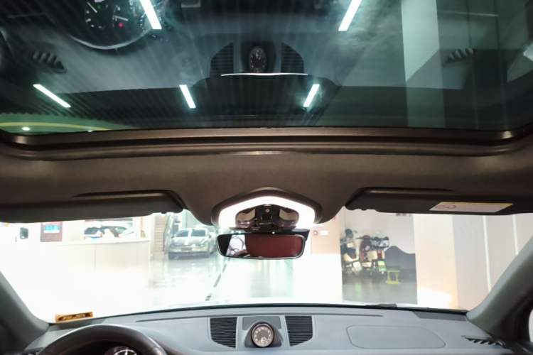 Used Porsche Macan 2023 Macan 2.0T Headliner