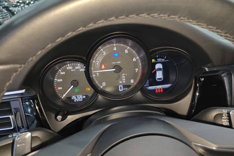 Used Porsche Macan 2023 Macan 2.0T Instrument Cluster