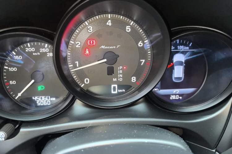 Used Porsche Macan 2023 Macan T 2.0T Instrument Cluster