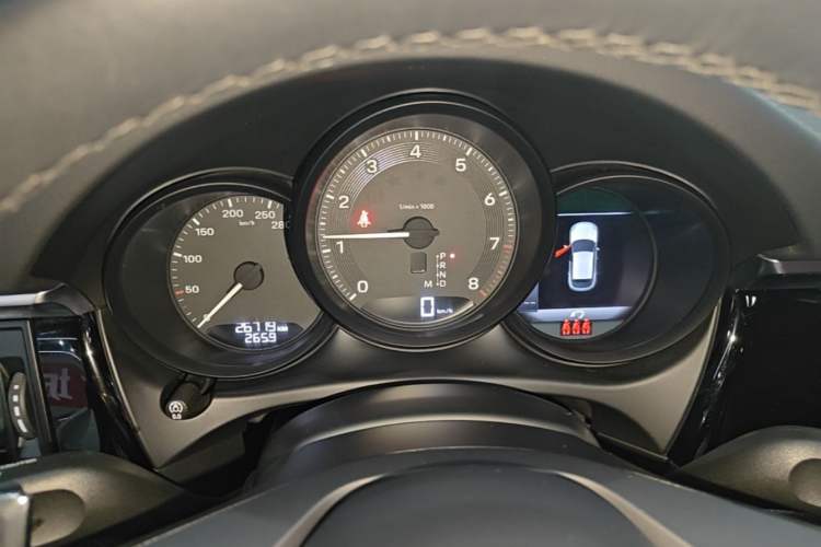 Used Porsche Macan 2023 Macan 2.0T Instrument Cluster