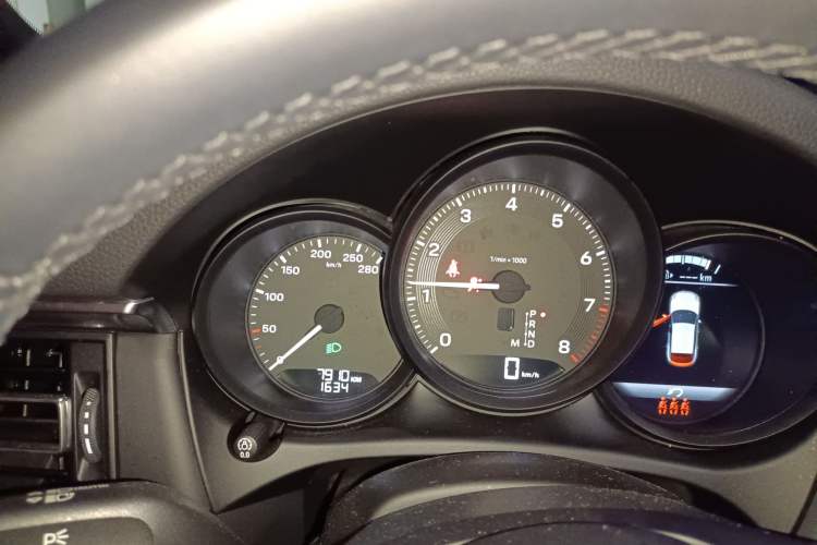 Used Porsche Macan 2023 Macan 2.0T Instrument Cluster