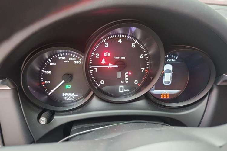 Used Porsche Macan 2023 Macan 2.0T Instrument Cluster
