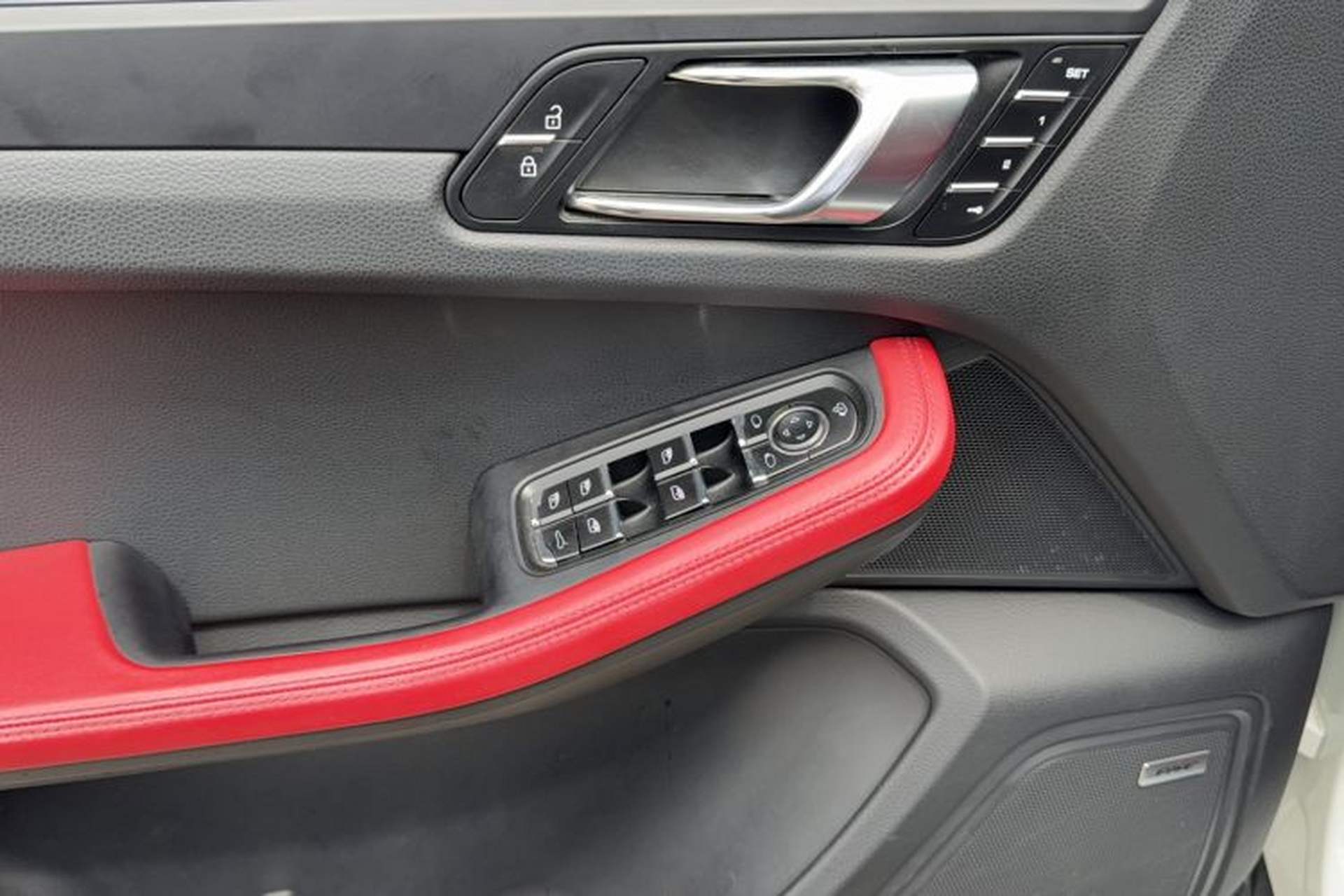 Used Porsche Macan 2023 Macan 2.0T Interior 1