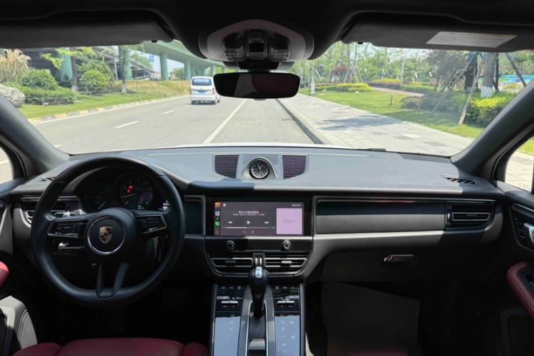 Used Porsche Macan 2023 Macan 2.0T Interior 11