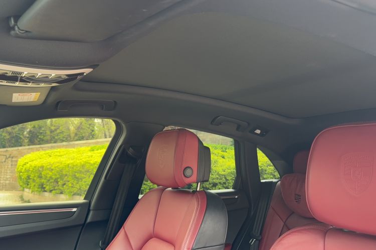 Used Porsche Macan 2023 Macan 2.0T Interior 3