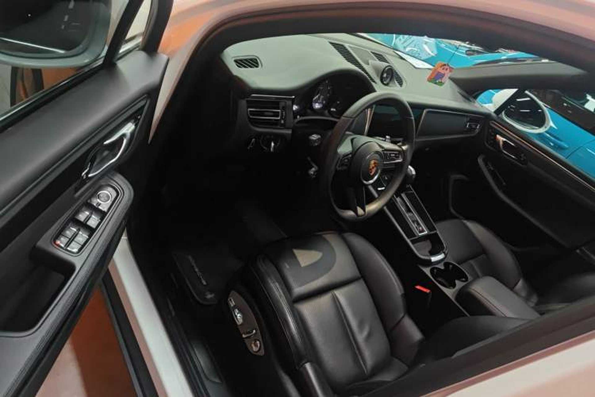 Used Porsche Macan 2023 Macan 2.0T Interior 3