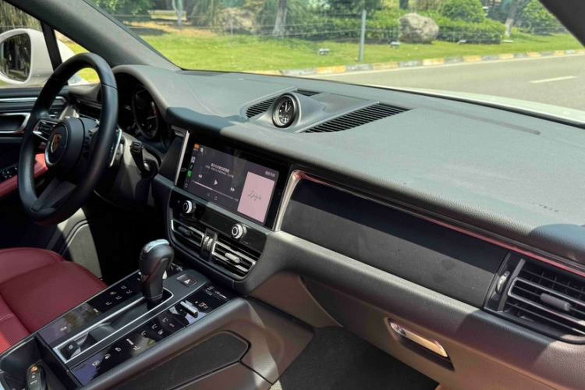 Used Porsche Macan 2023 Macan 2.0T Interior 6
