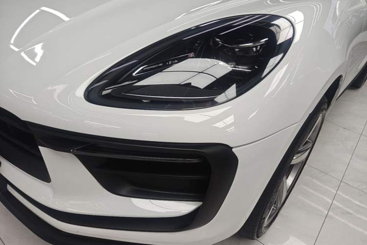 Used Porsche Macan 2023 Macan 2.0T Left Front Headlight