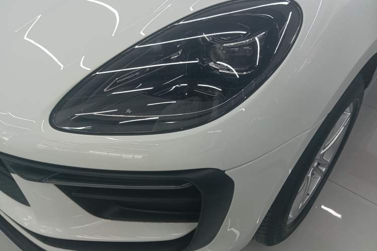 Used Porsche Macan 2023 Macan 2.0T Left Front Headlight
