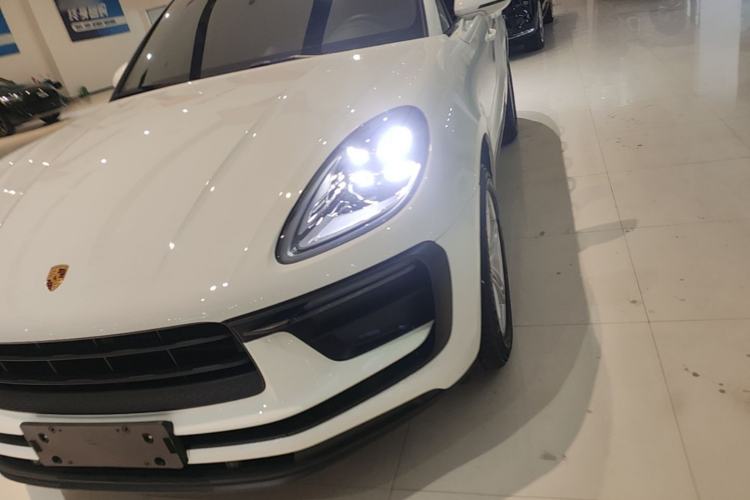 Used Porsche Macan 2023 Macan 2.0T Left Front Headlight