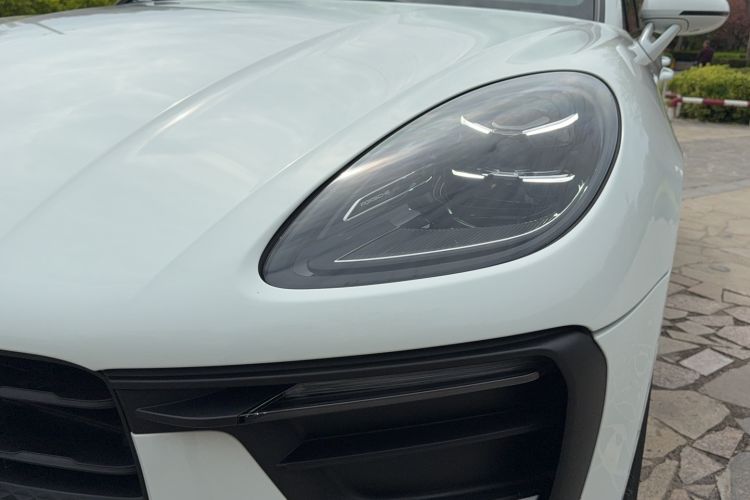 Used Porsche Macan 2023 Macan 2.0T Left Front Headlight