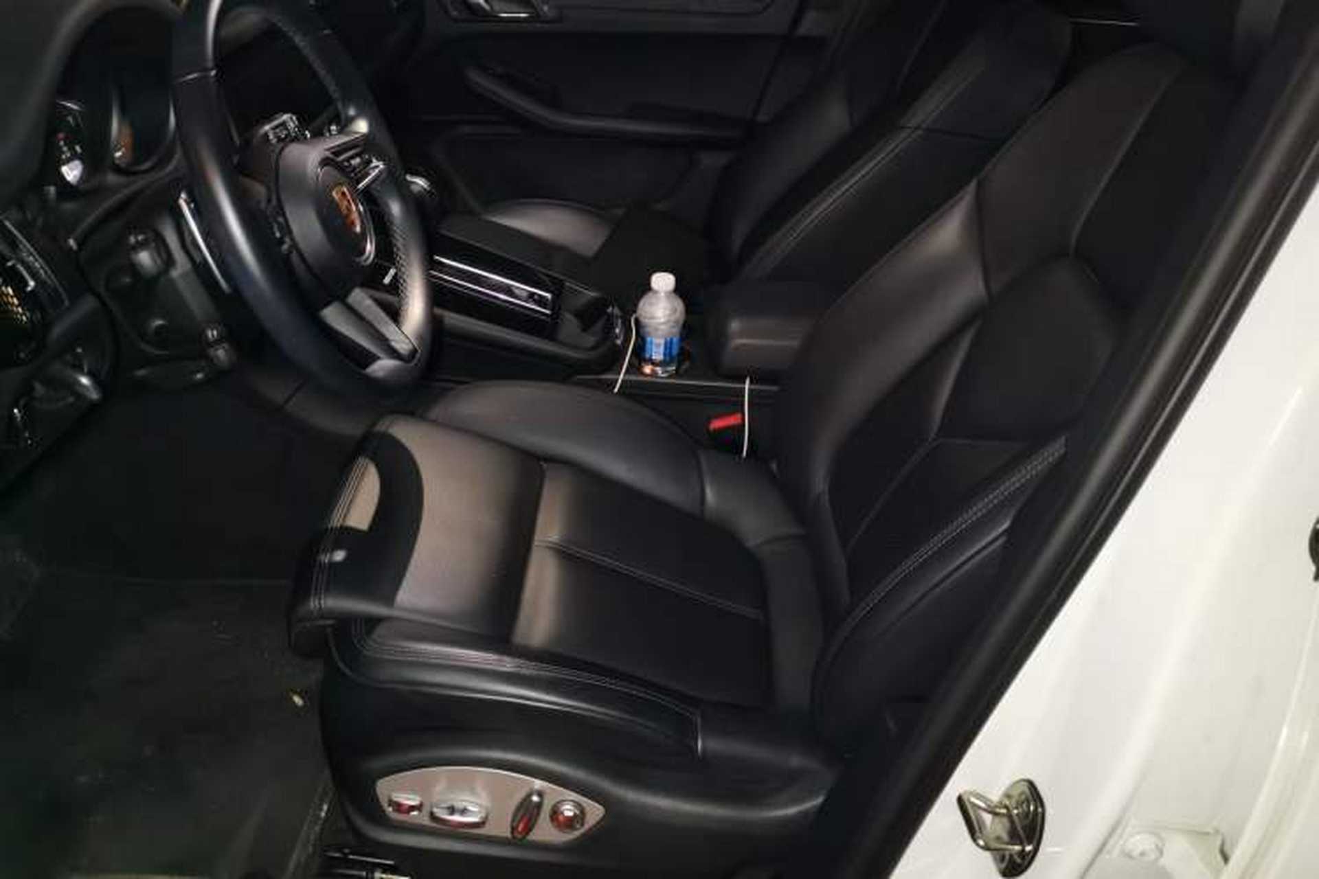 Used Porsche Macan 2023 Macan 2.0T Left Front Seat
