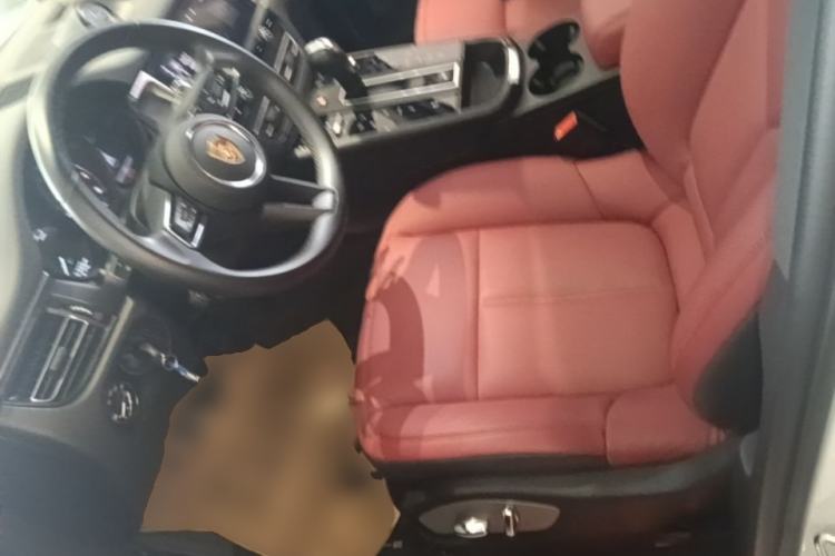 Used Porsche Macan 2023 Macan 2.0T Left Front Seat
