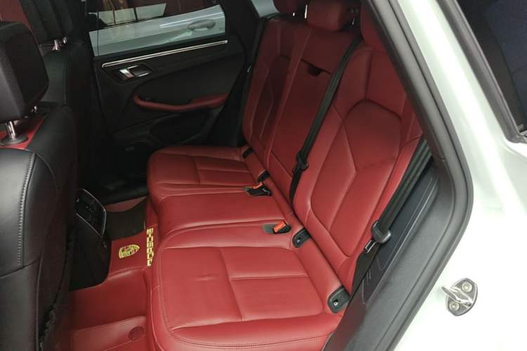 Used Porsche Macan 2023 Macan 2.0T Left Rear Seat