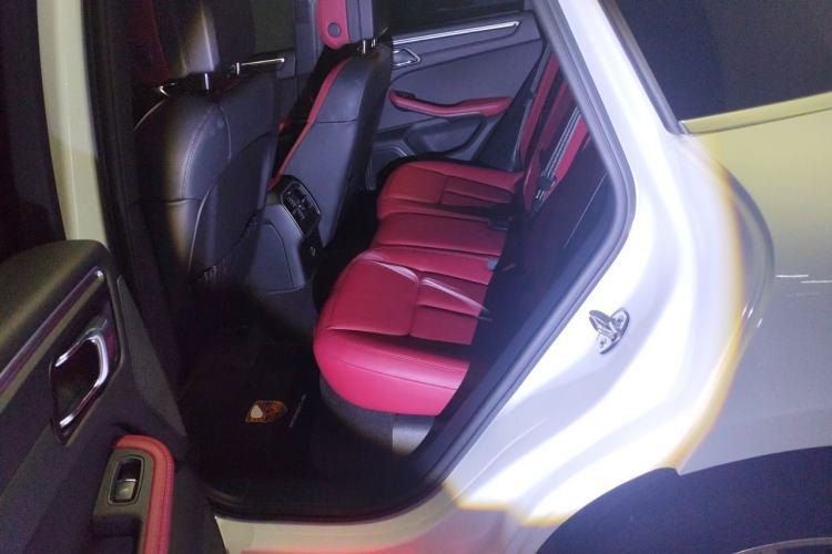 Used Porsche Macan 2023 Macan 2.0T Left Rear Seat