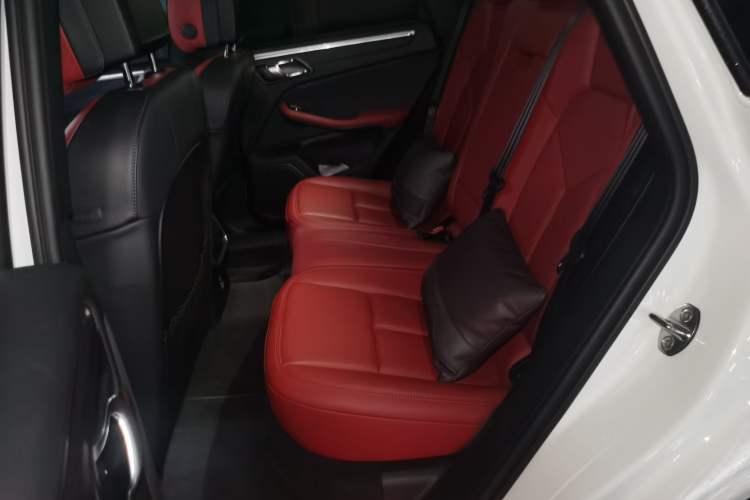 Used Porsche Macan 2023 Macan 2.0T Left Rear Seat