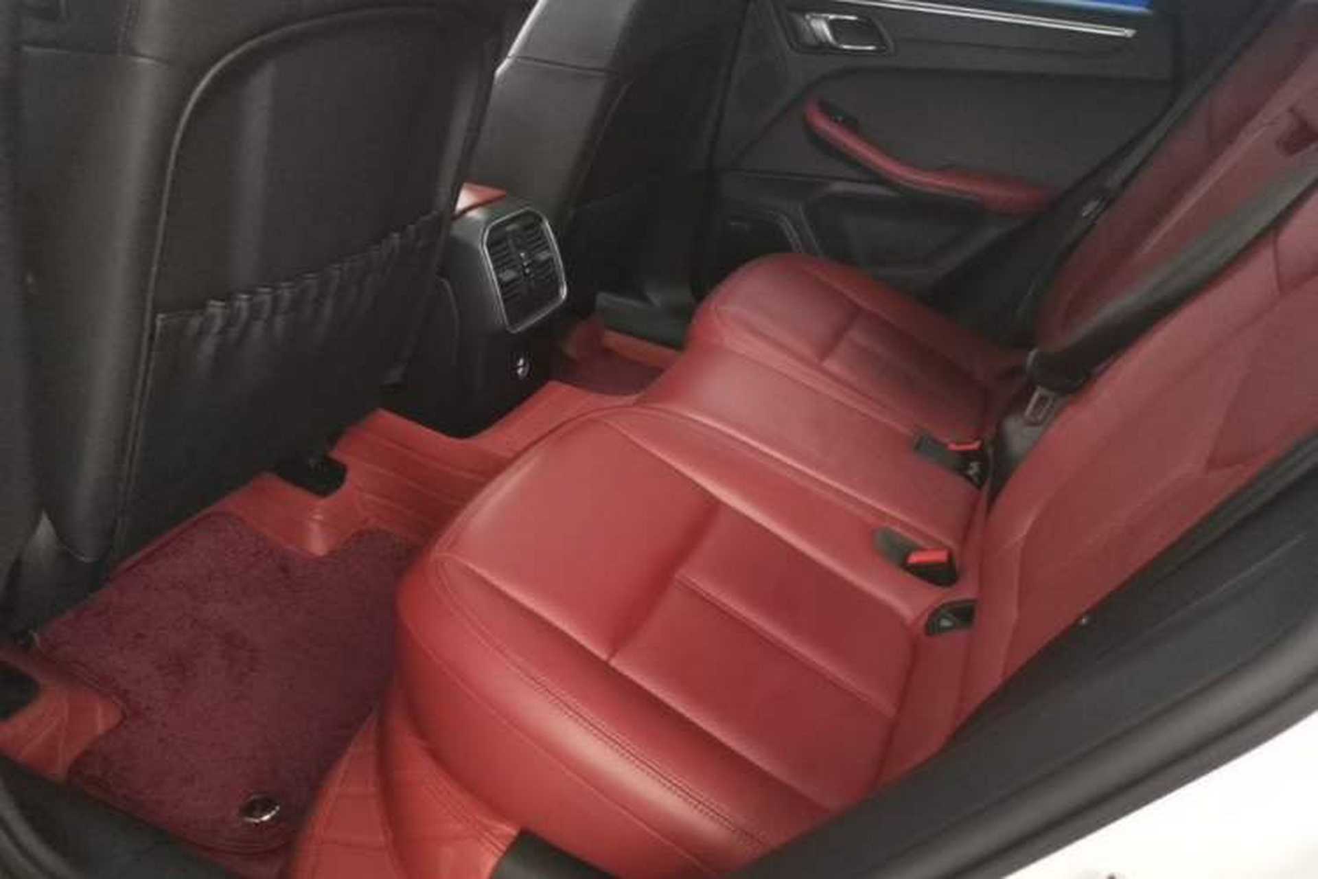 Used Porsche Macan 2023 Macan 2.0T Left Rear Seat