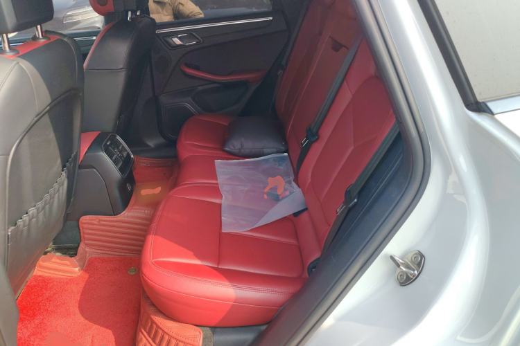Used Porsche Macan 2023 Macan 2.0T Left Rear Seat