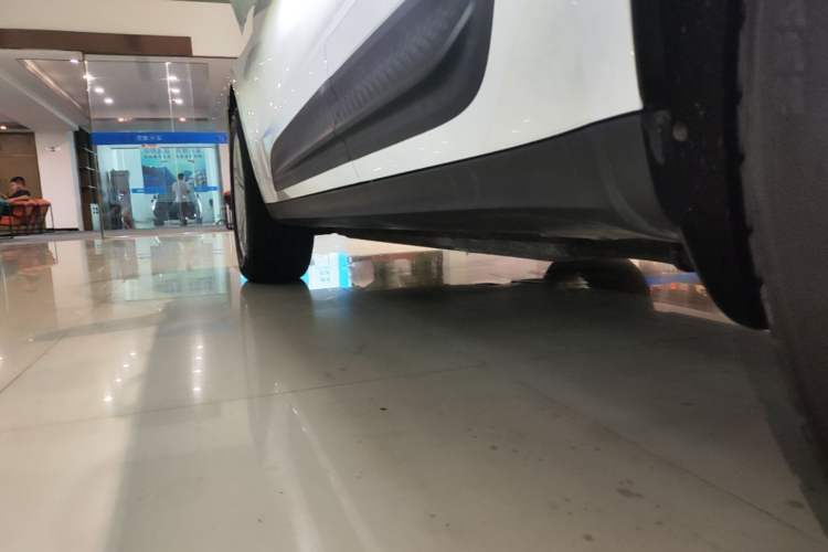 Used Porsche Macan 2023 Macan 2.0T Left Side Sill