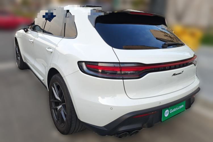 Used Porsche Macan 2023 Macan T 2.0T Rear Left 45 Deg