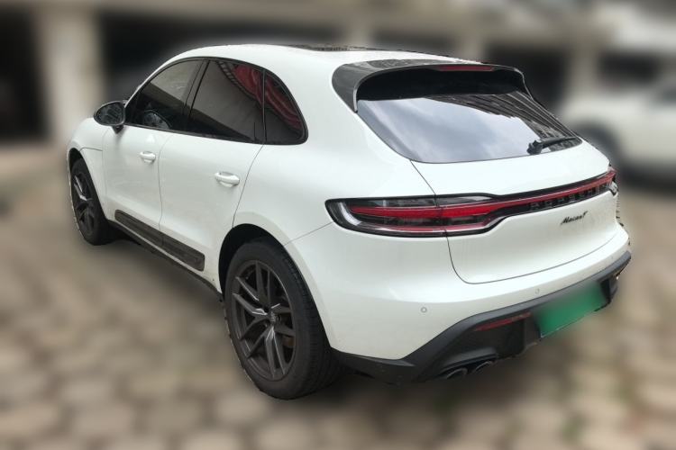 Used Porsche Macan 2023 Macan T 2.0T Rear Left 45 Deg