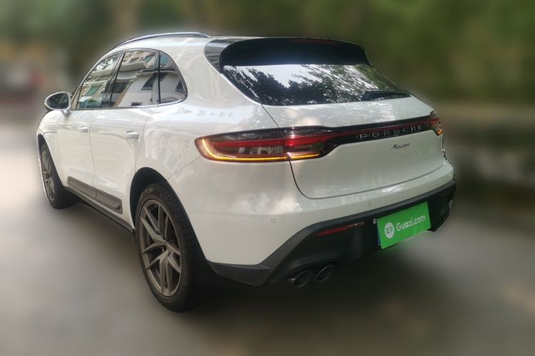 Used Porsche Macan 2023 Macan 2.0T Rear Left 45 Deg