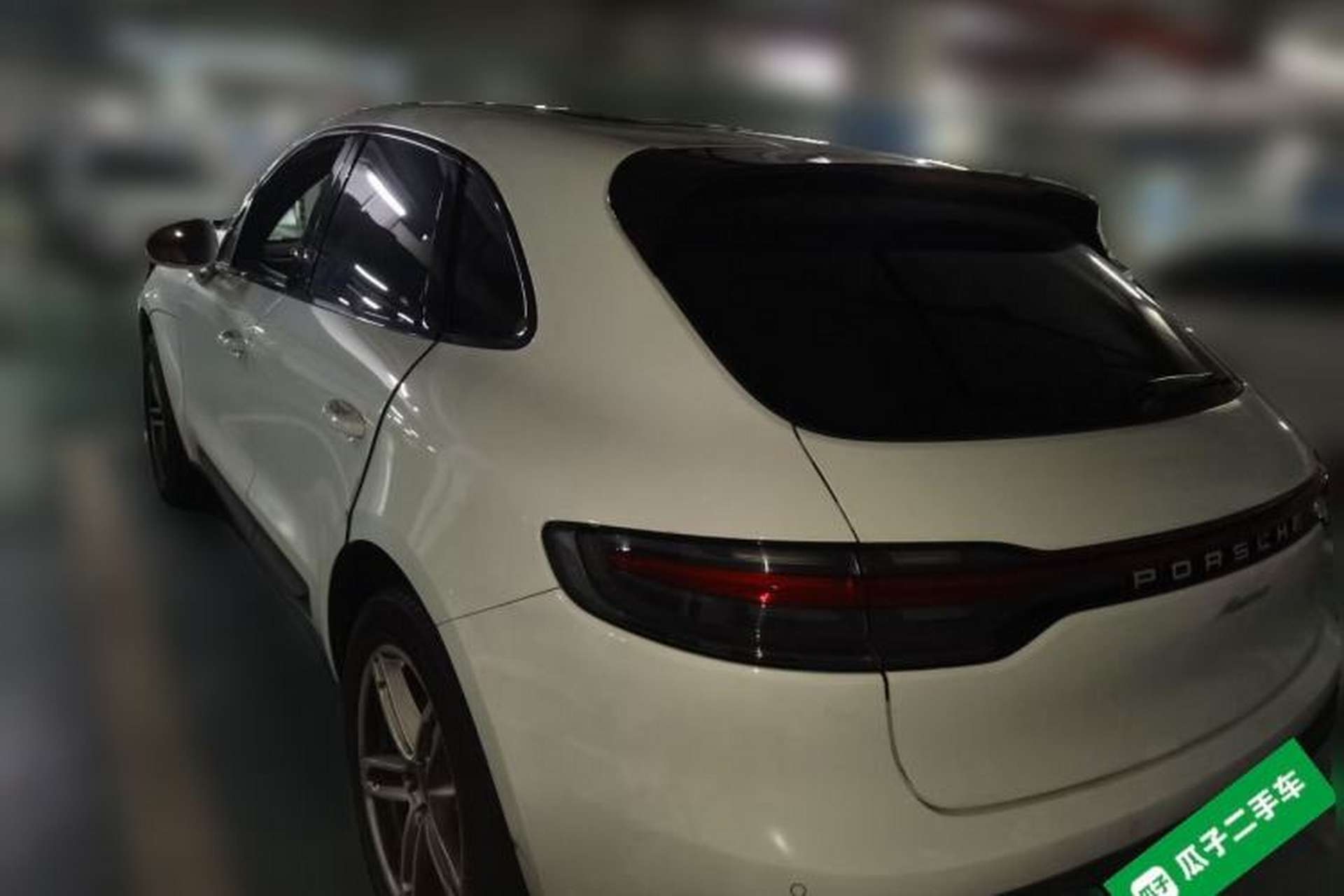 Used Porsche Macan 2023 Macan 2.0T Rear Left 45 Deg