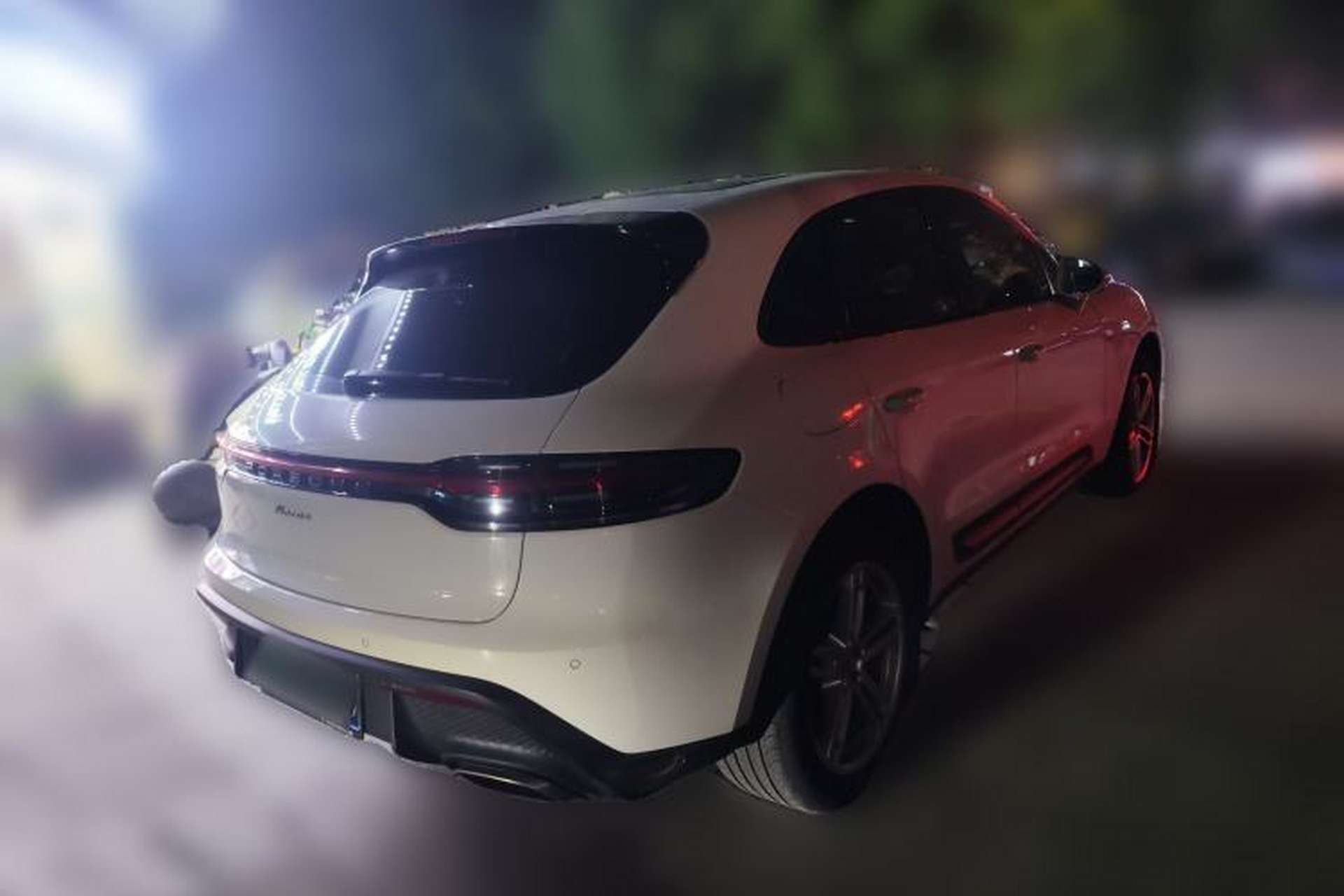 Used Porsche Macan 2023 Macan 2.0T Rear Right 45 Deg