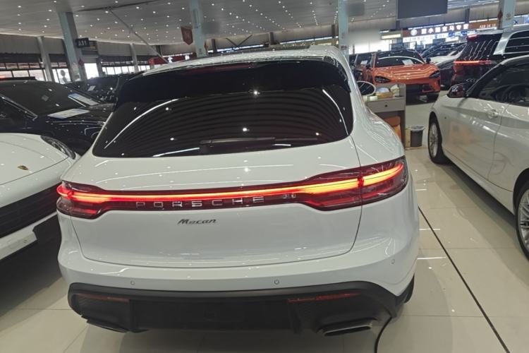 Used Porsche Macan 2023 Macan 2.0T Rear