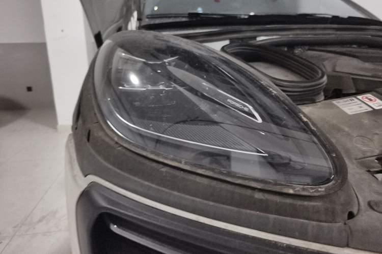 Used Porsche Macan 2023 Macan T 2.0T Right Front Headlight