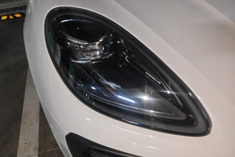 Used Porsche Macan 2023 Macan 2.0T Right Front Headlight
