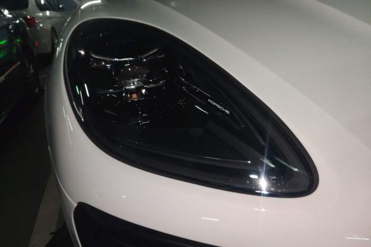 Used Porsche Macan 2023 Macan 2.0T Right Front Headlight