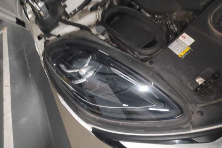 Used Porsche Macan 2023 Macan T 2.0T Right Front Headlight