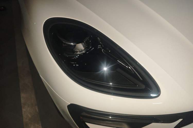Used Porsche Macan 2023 Macan 2.0T Right Front Headlight